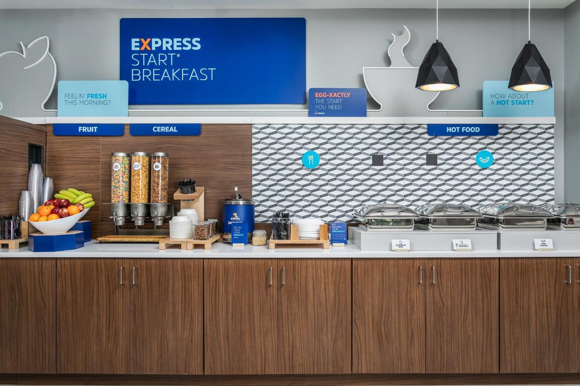 Holiday Inn Express Chattanooga - Hamilton Place Exterior foto